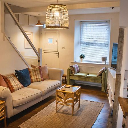 Spa Garden Cottage - Upper Hopton Mirfield エクステリア 写真