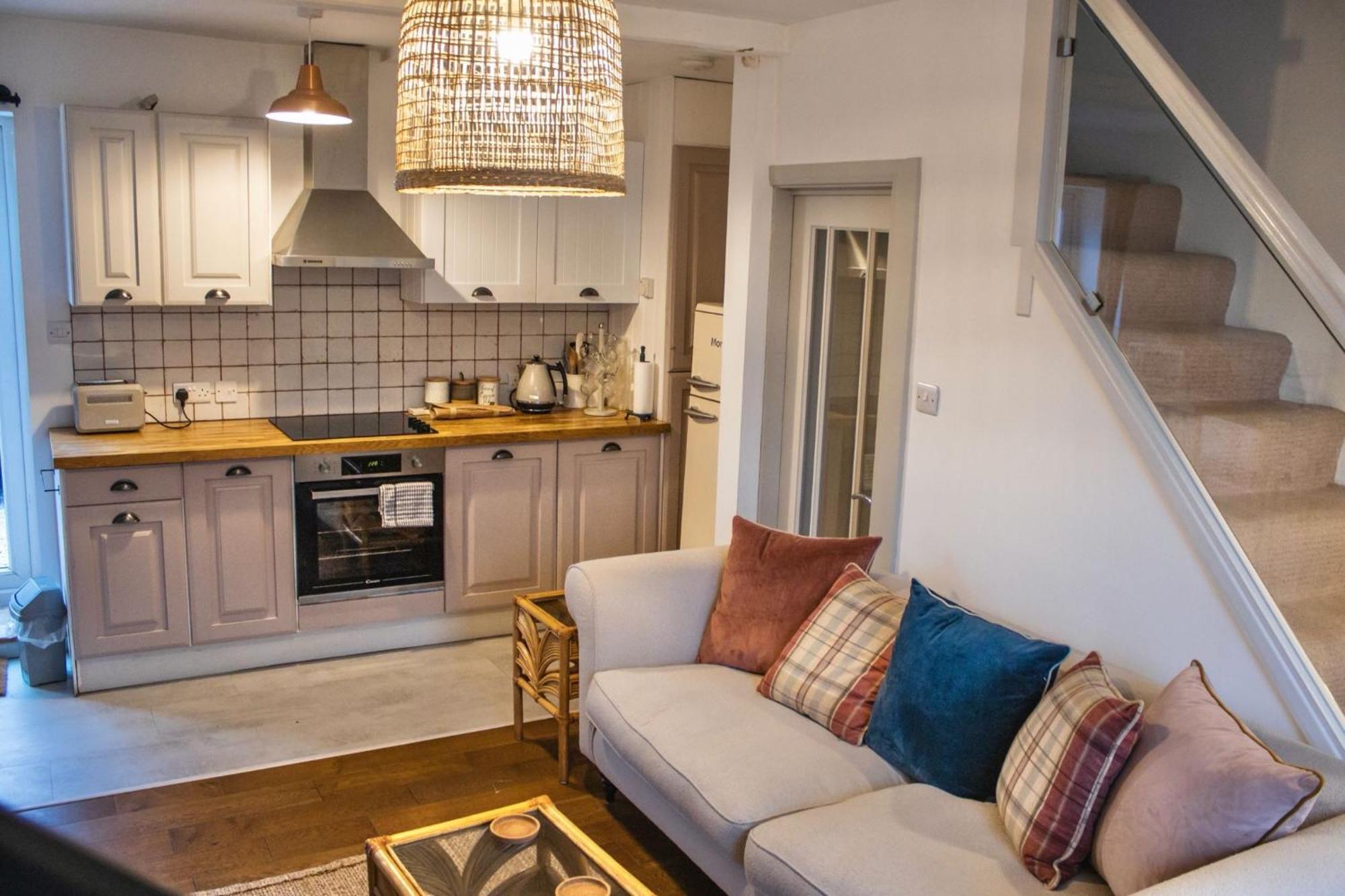Spa Garden Cottage - Upper Hopton Mirfield エクステリア 写真