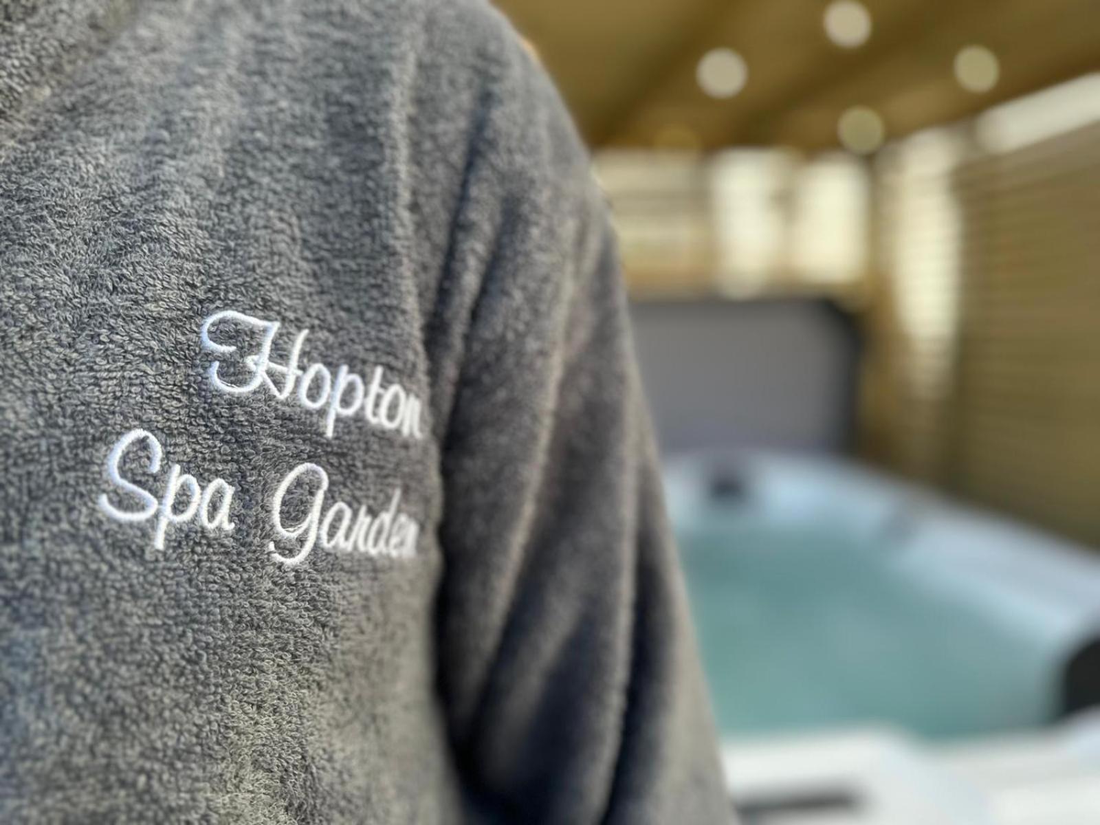 Spa Garden Cottage - Upper Hopton Mirfield エクステリア 写真