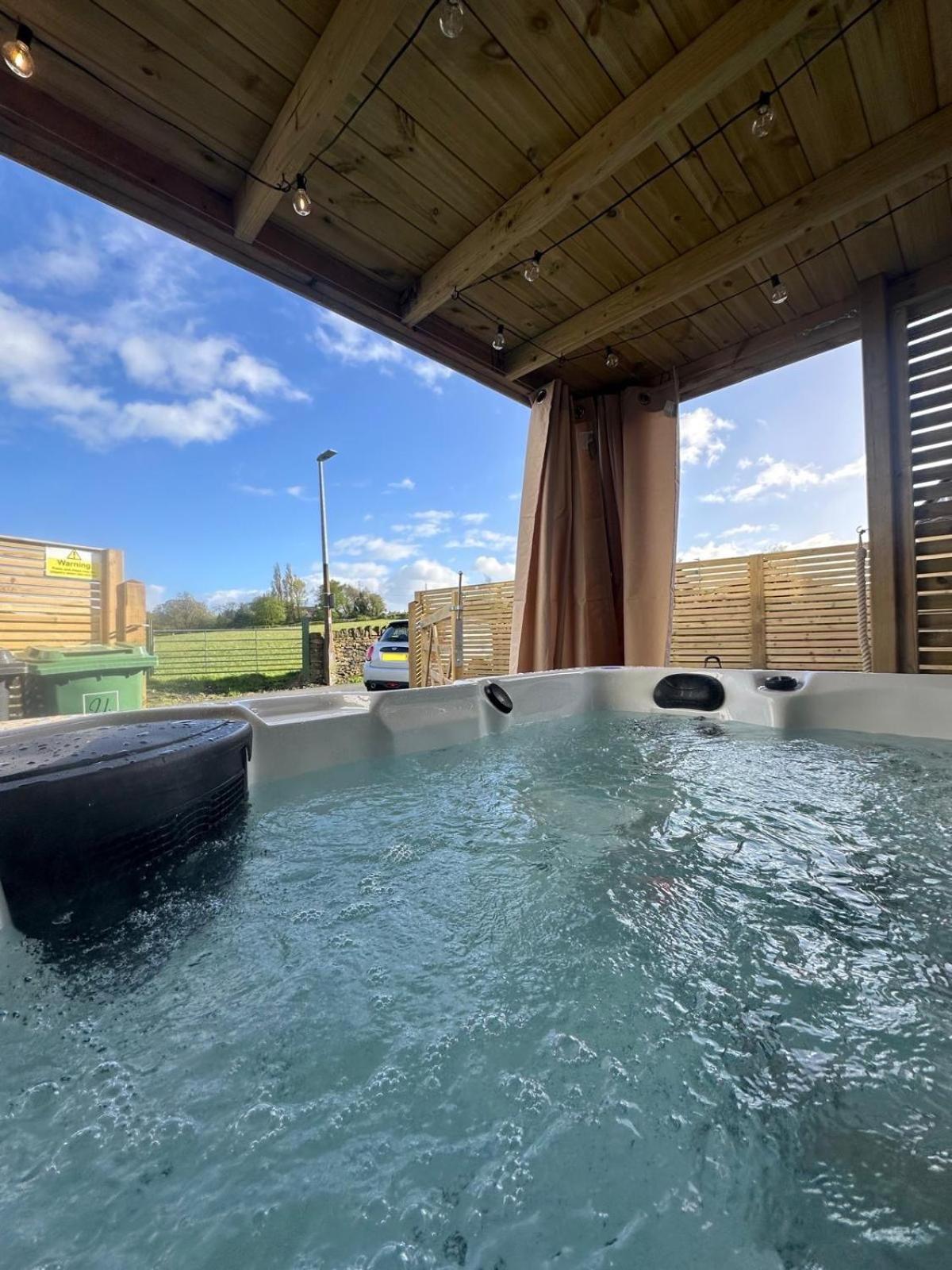 Spa Garden Cottage - Upper Hopton Mirfield エクステリア 写真